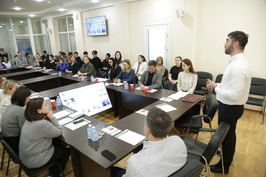 Предприниматели и студенты Кабардино-Балкарии обсудили навыки успешного трудоустройства