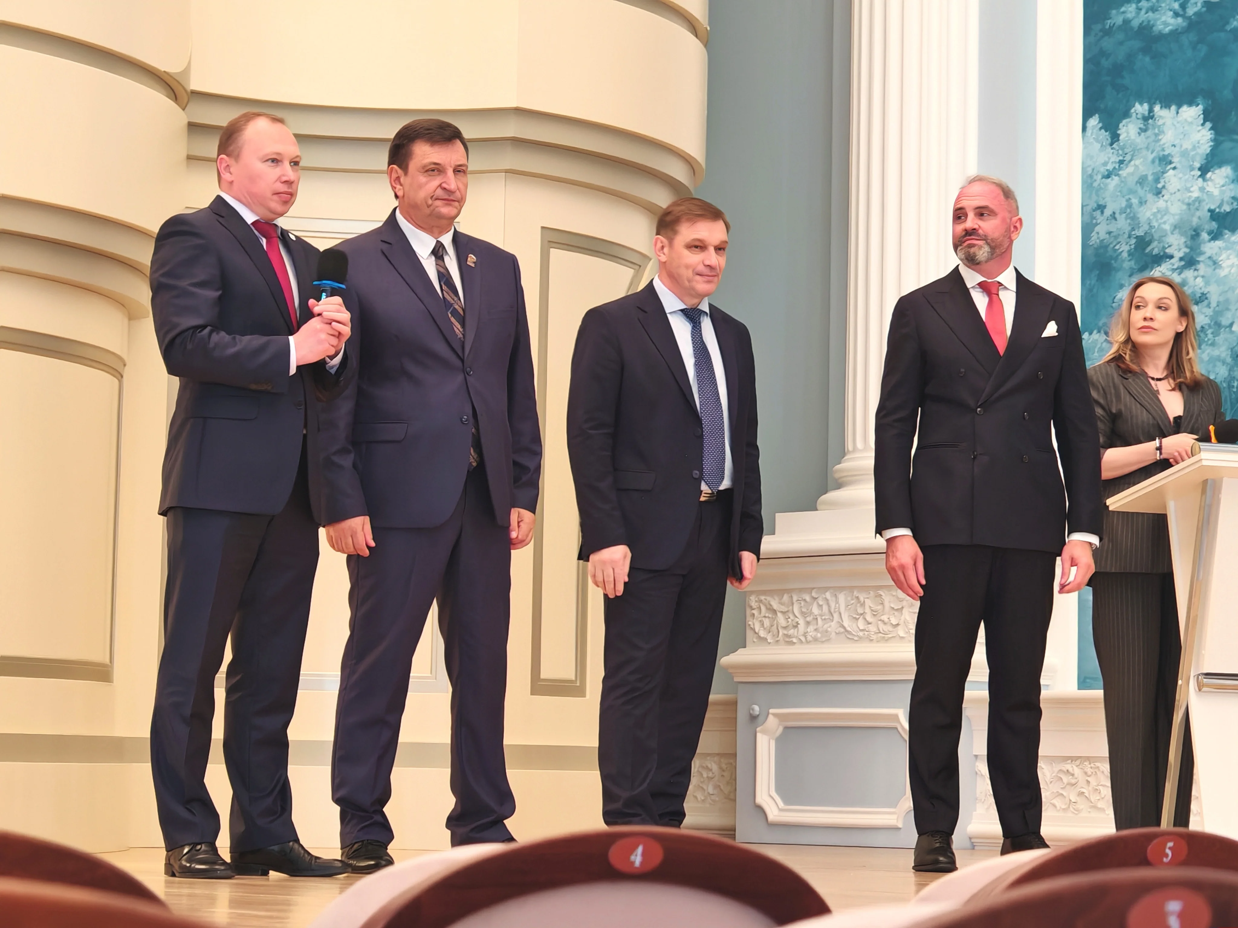Смоленские делороссы отмечают роль досудебного урегулирования споров для развития экономики 