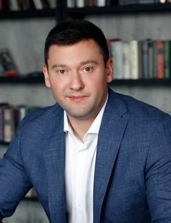 Исаков Дмитрий Вадимович